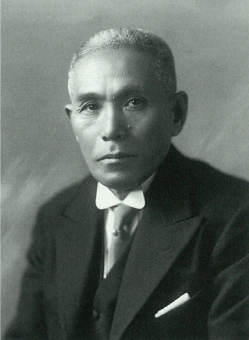 創業者 小林鎌太郎